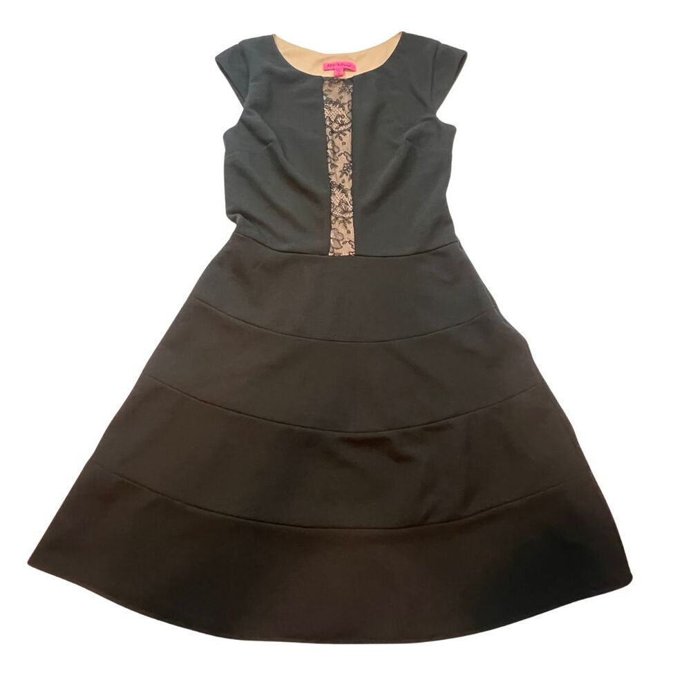 Betsy Johnson Cocktail Dress 10 Black Floral Lace Cap Sleeve Asymmetrical Flare - Picture 9 of 11